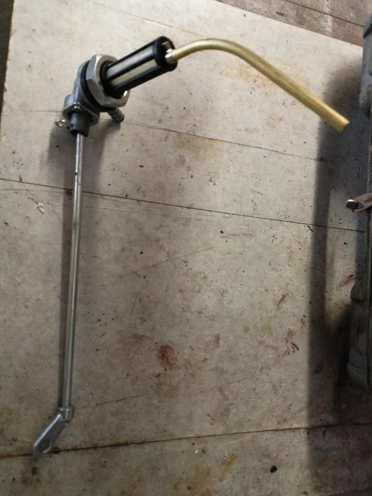 Robinet d'essence pour VESPA LesAnciennes.com