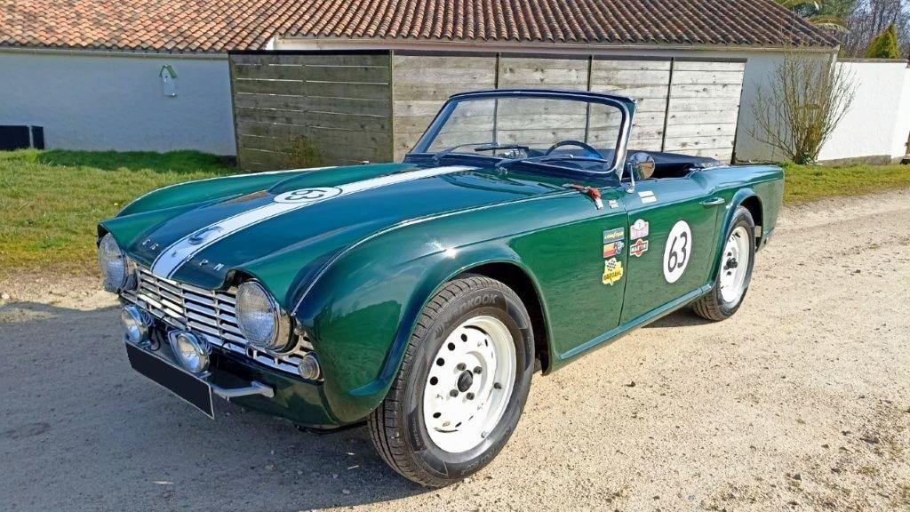 TRIUMPH TR4 TR4 2 weber perfo - 1963 LesAnciennes.com