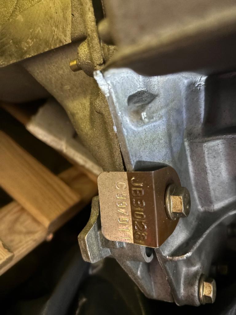 Boîte vitesse neuve jb3028 (jamais utilise) LesAnciennes.com