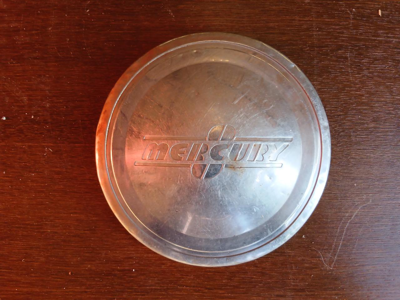 Enjoliveur MERCURY Divers LesAnciennes.com