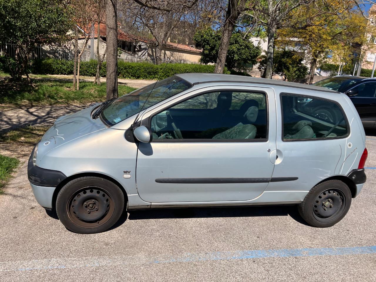 RENAULT Twingo - 1996 LesAnciennes.com