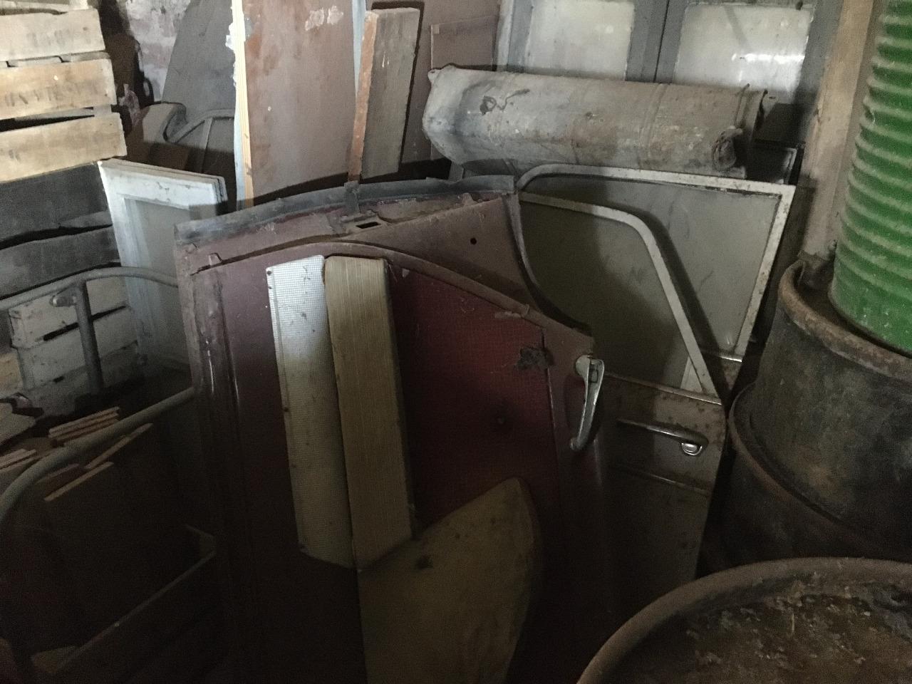 Lot de pièces DIVERS Divers LesAnciennes.com