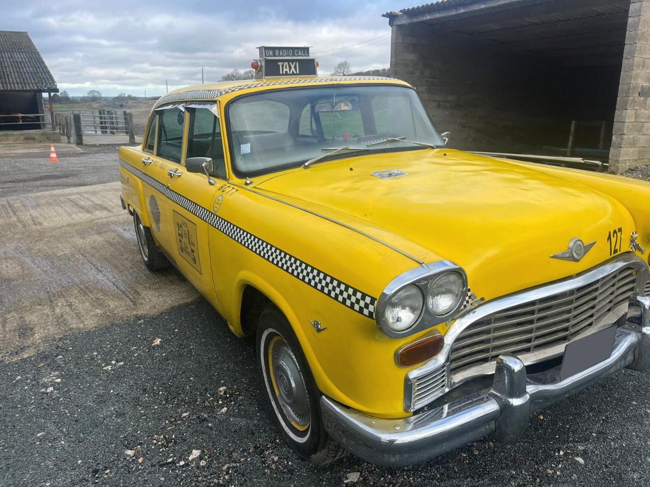 CHECKER Checker Marathon Taxi new yorkais - 1962 LesAnciennes.com