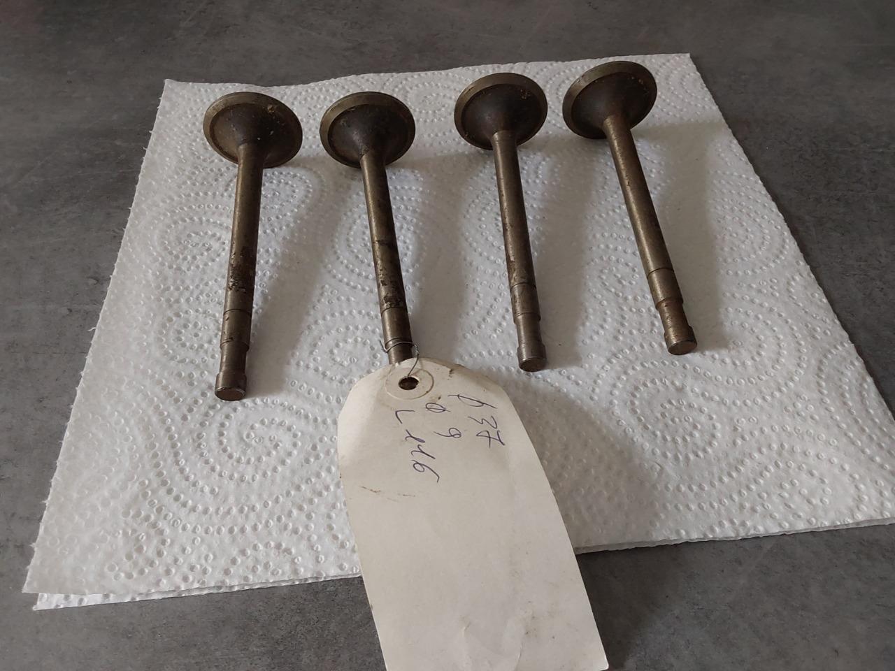 SOUPAPES LesAnciennes.com