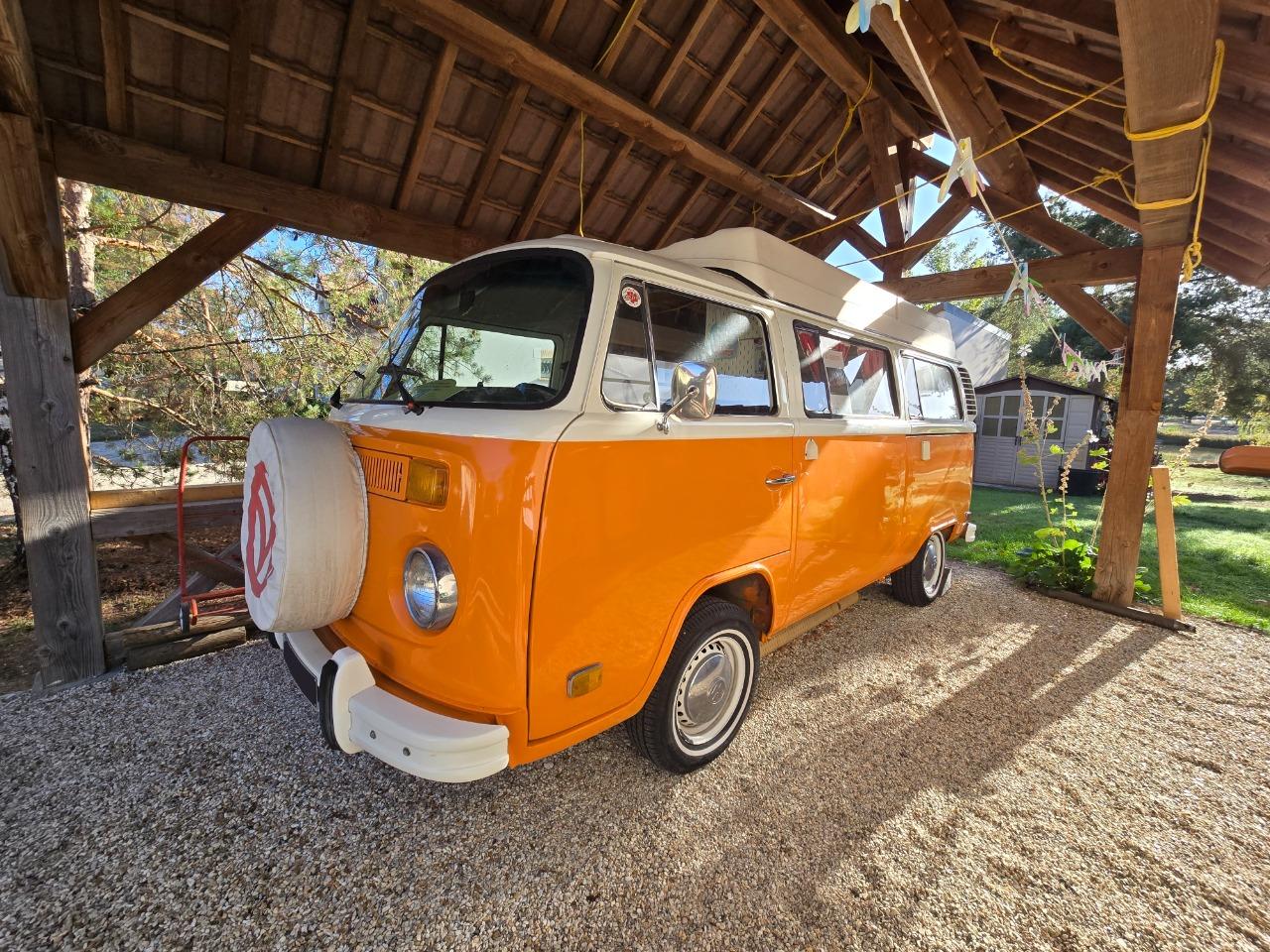 VOLKSWAGEN Combi T2B Riviera - 1973 LesAnciennes.com