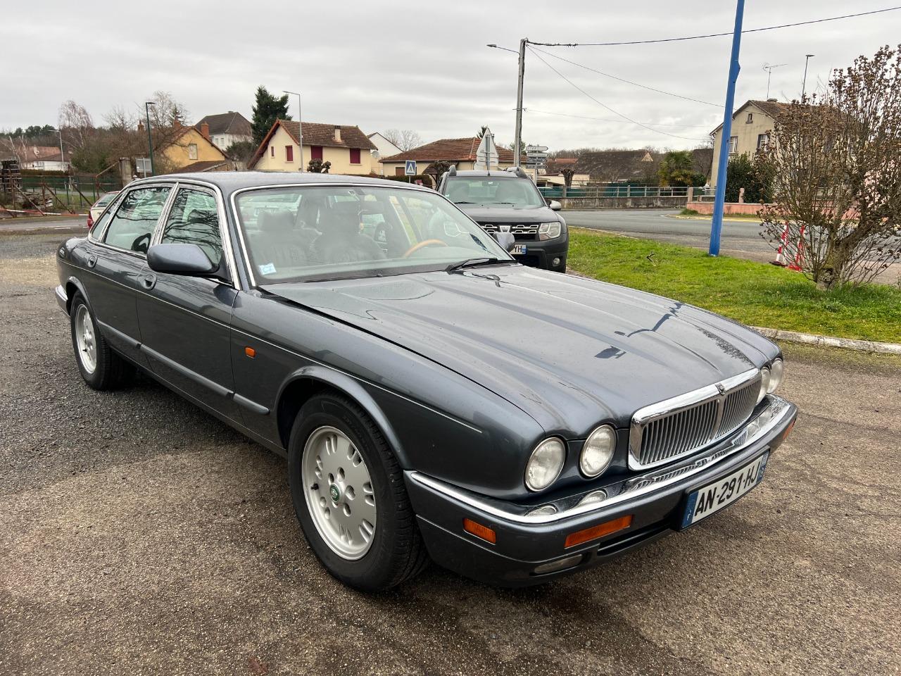 JAGUAR Sovereign 6 3.2 - 1996 LesAnciennes.com