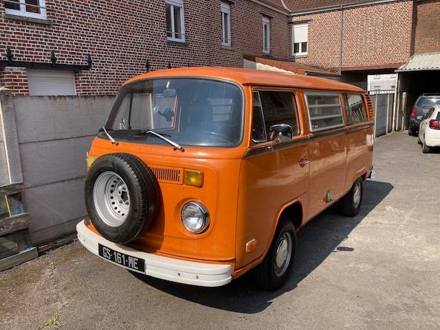 VOLKSWAGEN Combi T2 - 1973 LesAnciennes.com