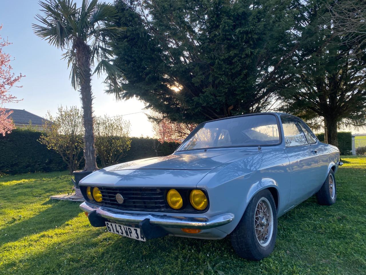 OPEL Manta A 1900 - 1974 LesAnciennes.com