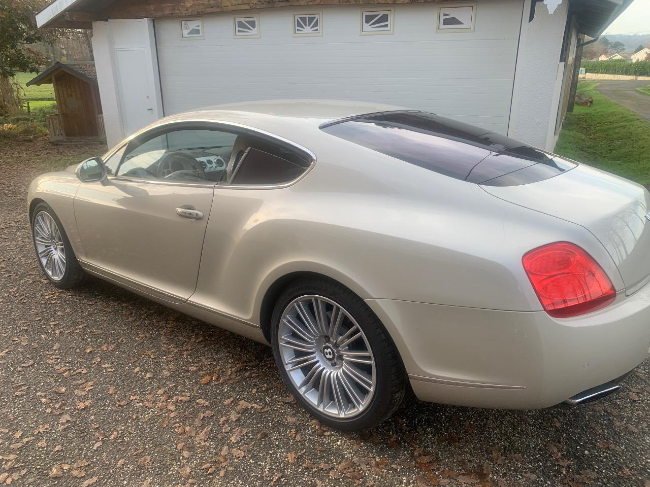 BENTLEY Continental gt speed - 2009 LesAnciennes.com