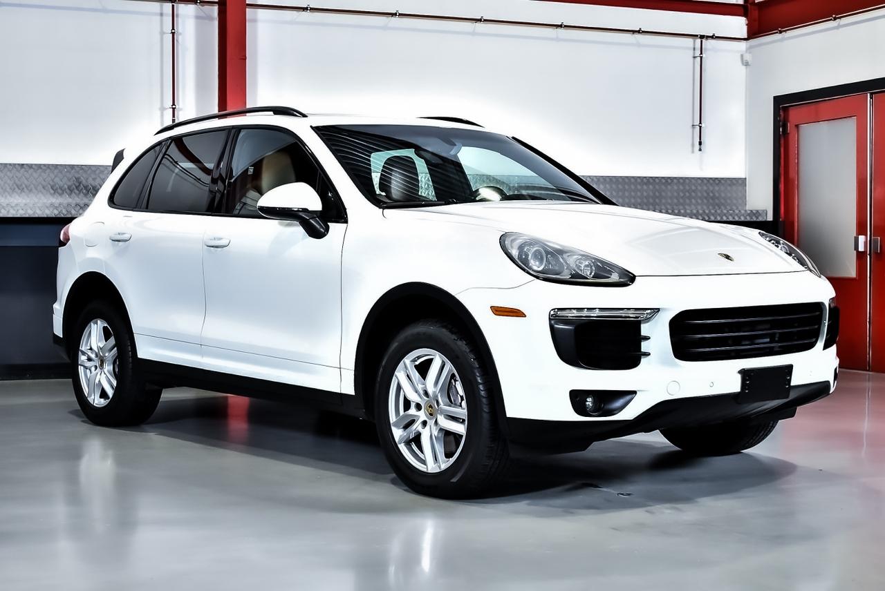 2016 Porsche Cayenne SUV 3,6L V6 LesAnciennes.com