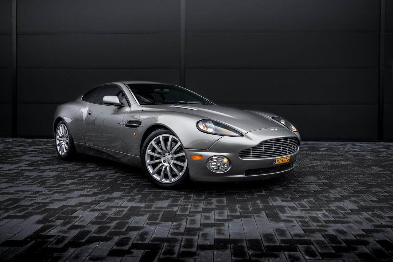 2001 Aston Martin Vanquish LesAnciennes.com