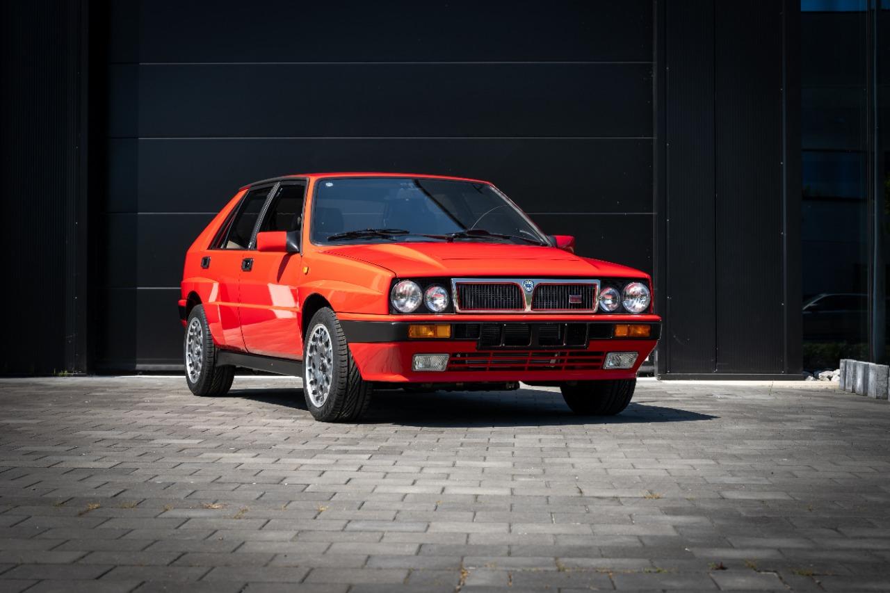 LANCIA Delta Integrale - 1989 LesAnciennes.com