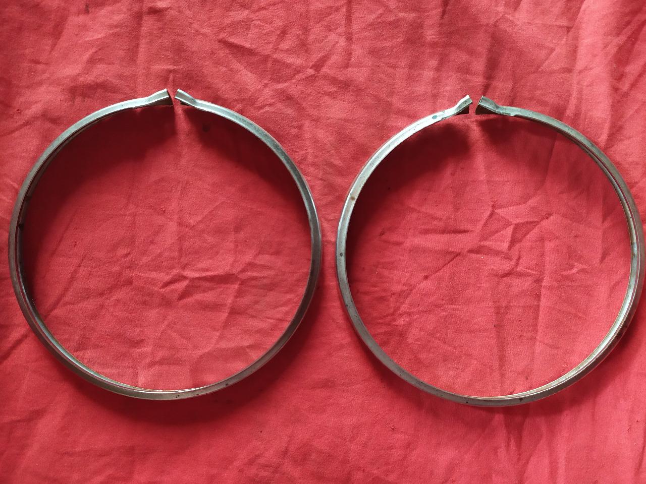 Enjoliveur de phare CITROEN 2CV AZAM Export 1967 LesAnciennes.com