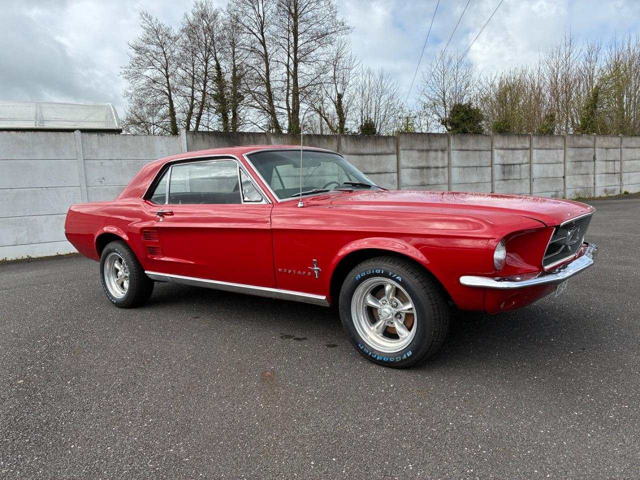 FORD Mustang V8 289 1967 - 1967 LesAnciennes.com