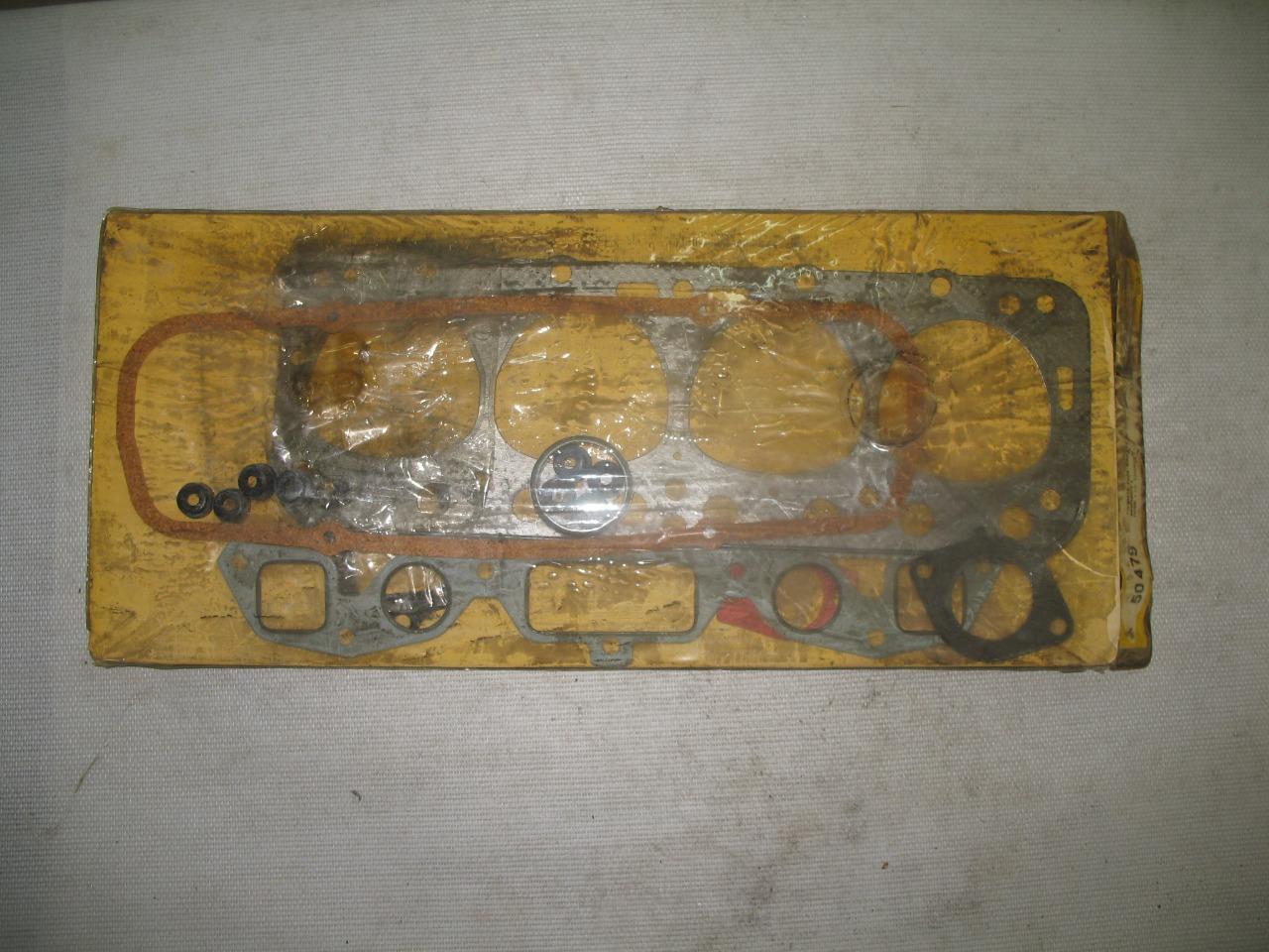 Joint de culasse FORD 17 M LesAnciennes.com