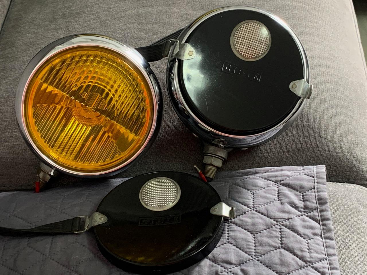 Oscars antibrouillard Cibié 'Iode', avec caches LesAnciennes.com