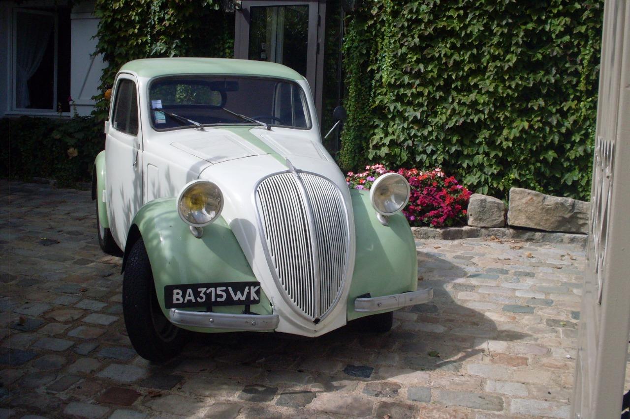 SIMCA 5 coupé - 1939 LesAnciennes.com