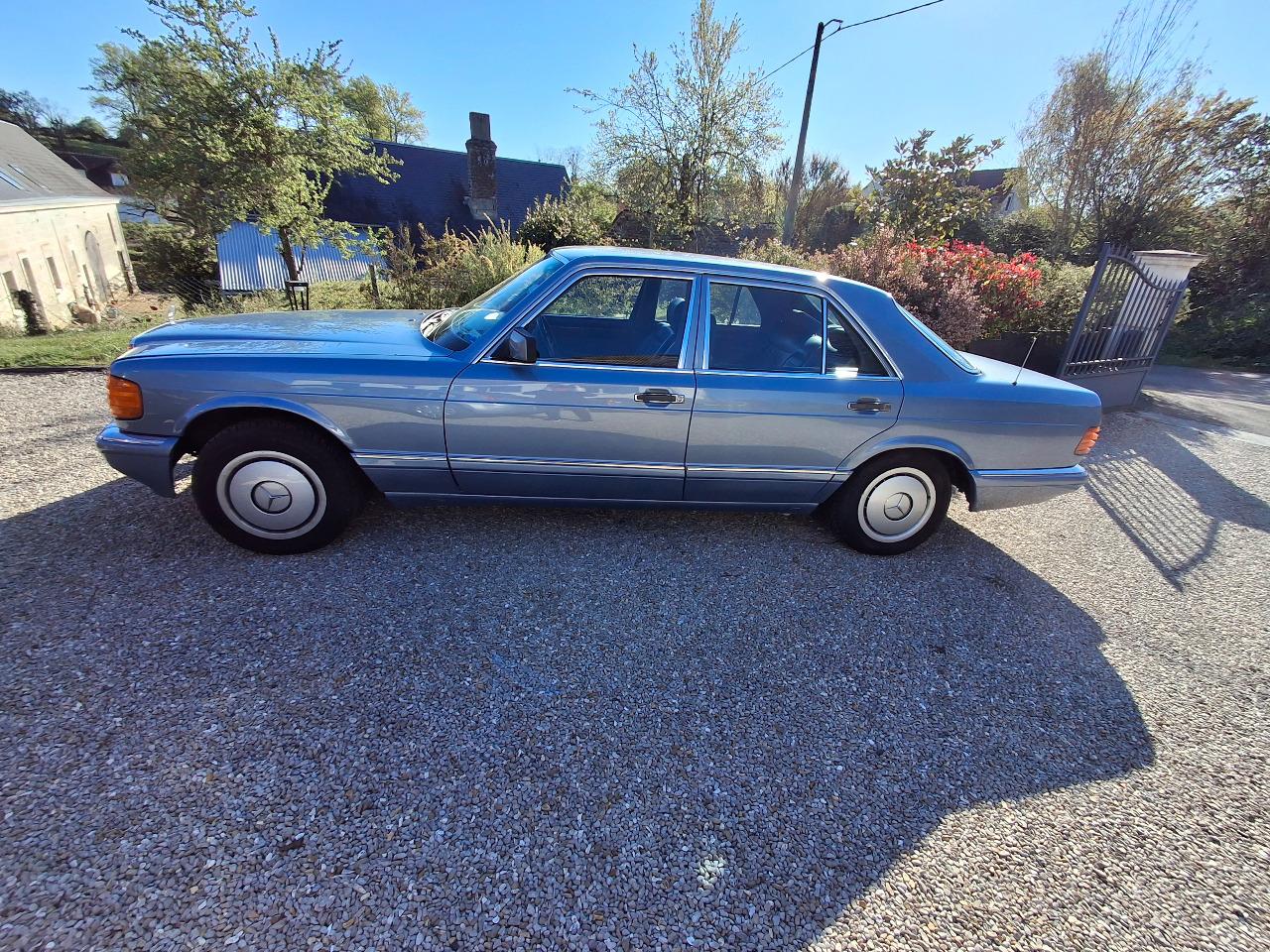 MERCEDES 260 SE - 1988 LesAnciennes.com
