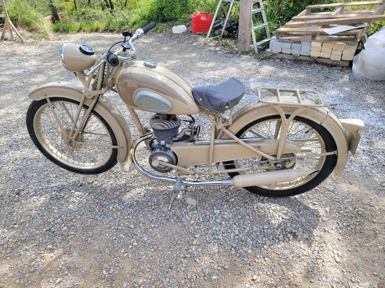 PEUGEOT 55 GL - 1952 LesAnciennes.com