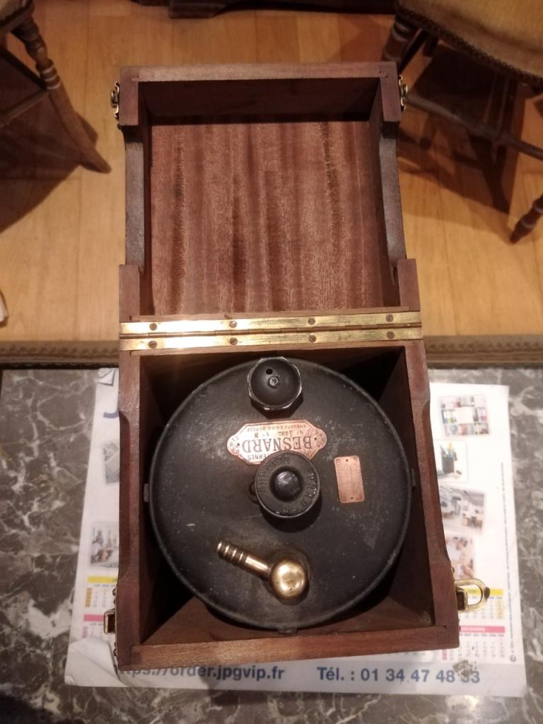 GENERATEUR BESNARD acétylène LesAnciennes.com