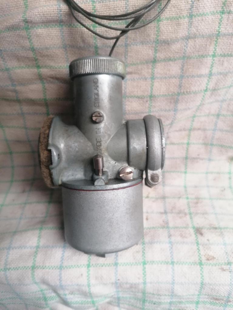 Carburateur LesAnciennes.com