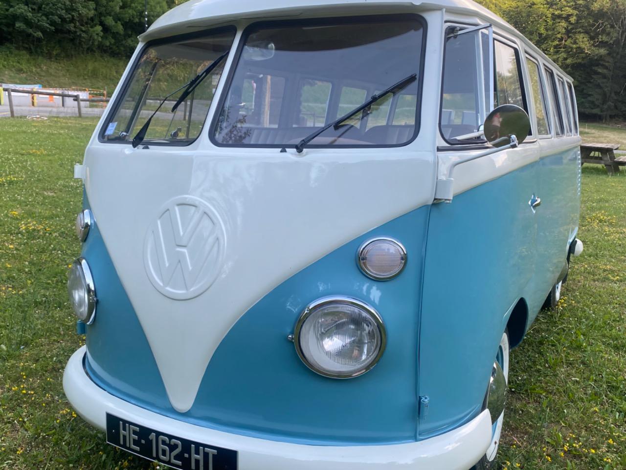 VOLKSWAGEN Combi Split - 1974 LesAnciennes.com