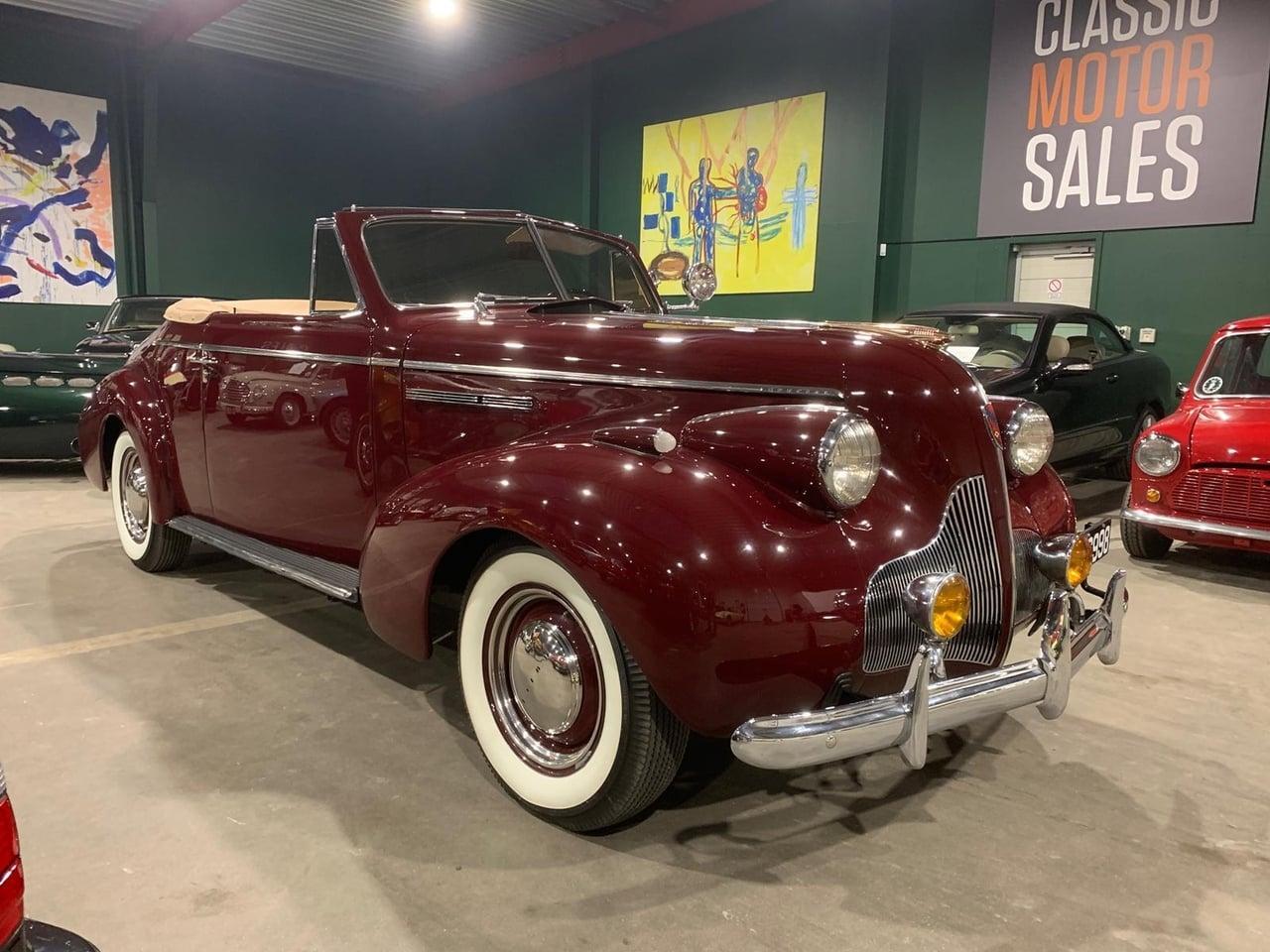 1939 Buick Eight Special C46-39 Opera Seats Conver LesAnciennes.com