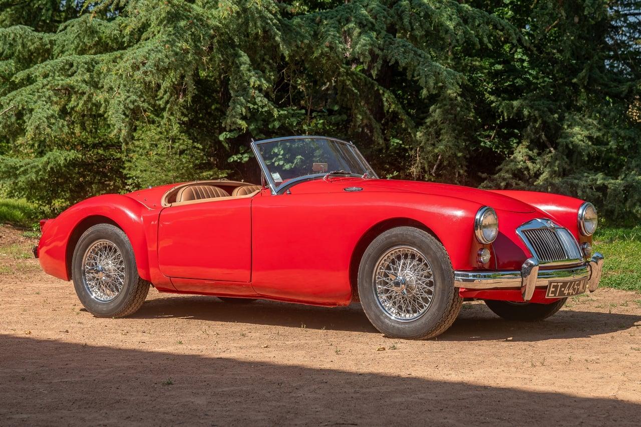 1958 MG MGA 1500 LesAnciennes.com