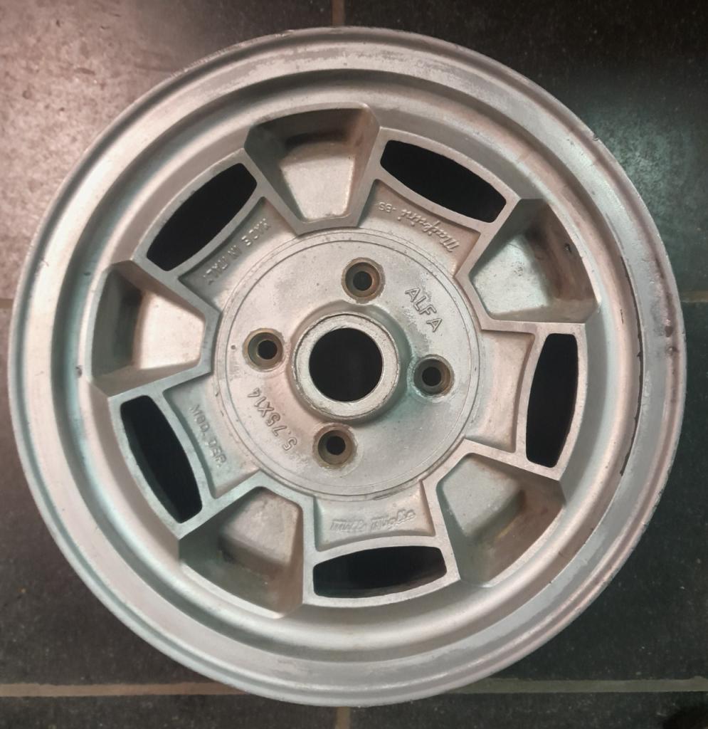 Jante ALFA ROMEO Giulia LesAnciennes.com
