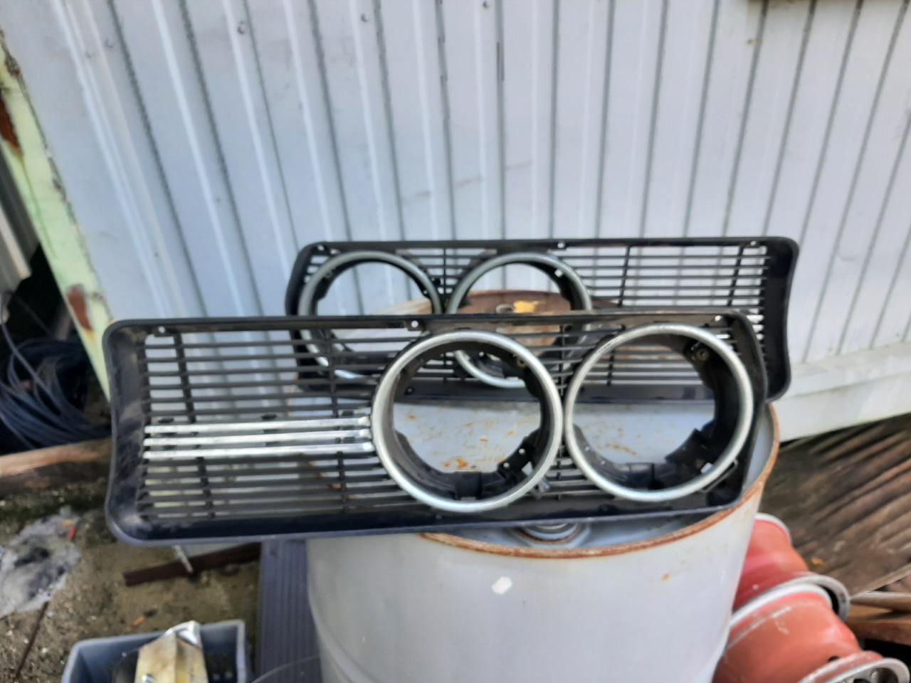 Grilles de calandre ALFA ROMEO Alfetta LesAnciennes.com