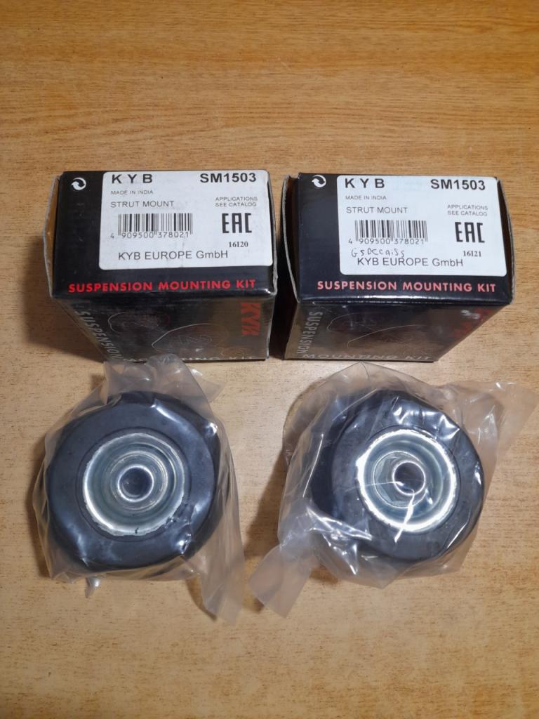 Butées d'amortisseur avant Renault Clio SM1503 LesAnciennes.com