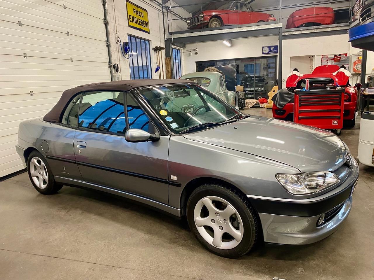 PEUGEOT 306 cabriolet - 2003 LesAnciennes.com