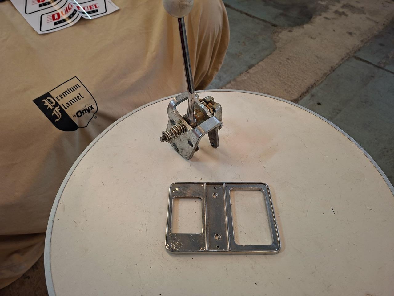 Pièces CHEVROLET Corvette 1958 LesAnciennes.com