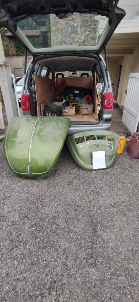 Lot de pièces VOLKSWAGEN 1302 et 1303 LesAnciennes.com