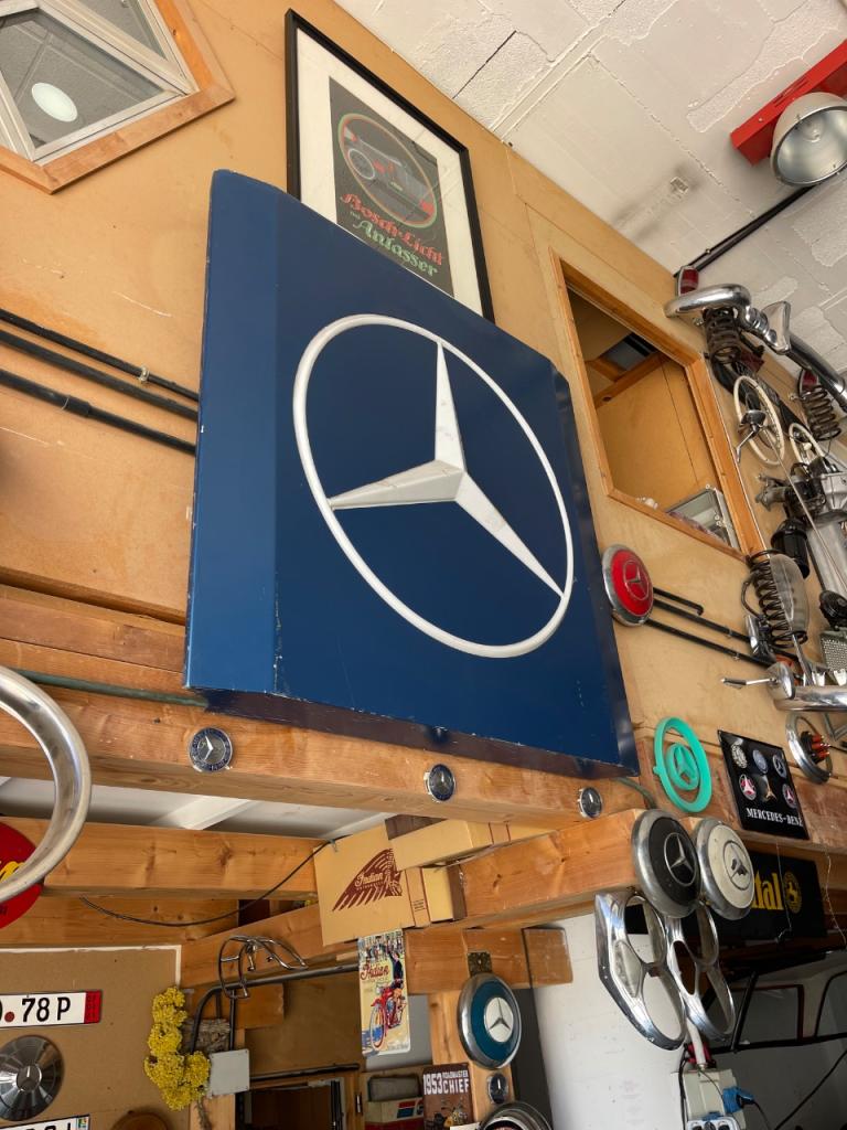Enseigne panneau concessionnaire Mercedes LesAnciennes.com