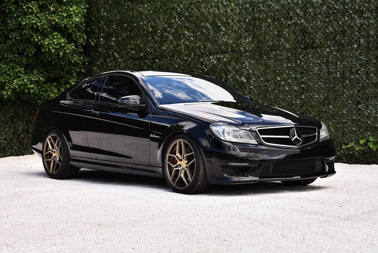 2014 Mercedes-Benz C63 AMG Coupe 6,3L V8 LesAnciennes.com