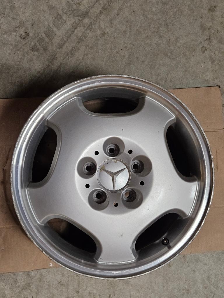 JANTES ALU MERCEDES E 270 LesAnciennes.com