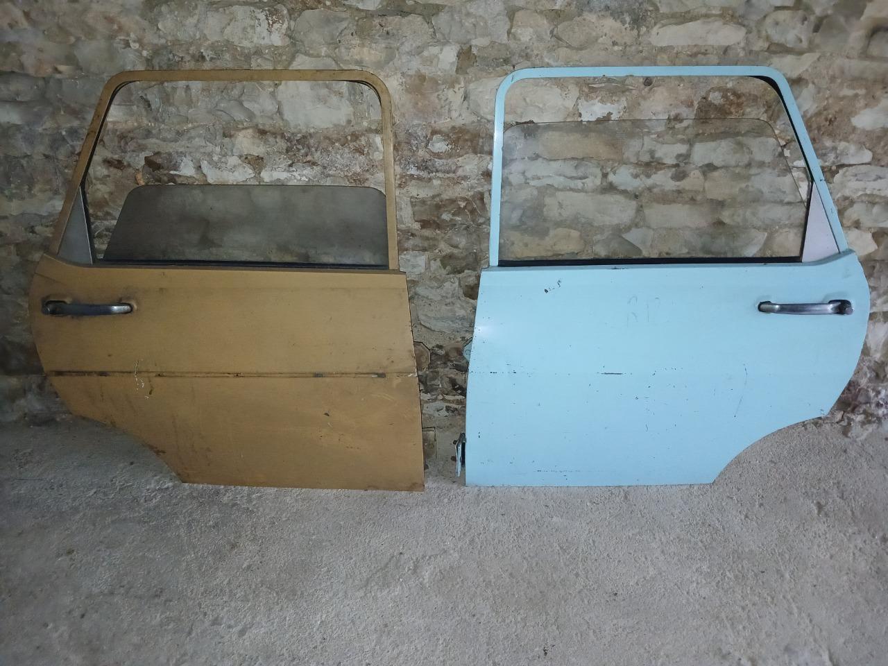 Portes arrière RENAULT 12 (R12) break LesAnciennes.com