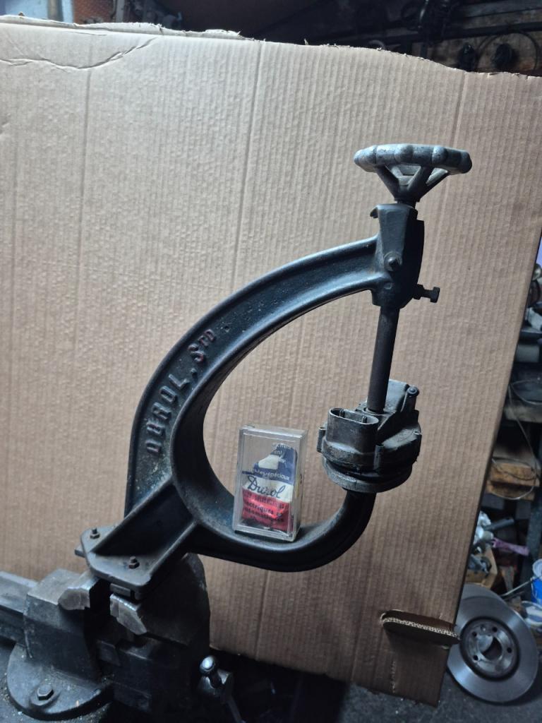 Vulcaniseur Durol LesAnciennes.com