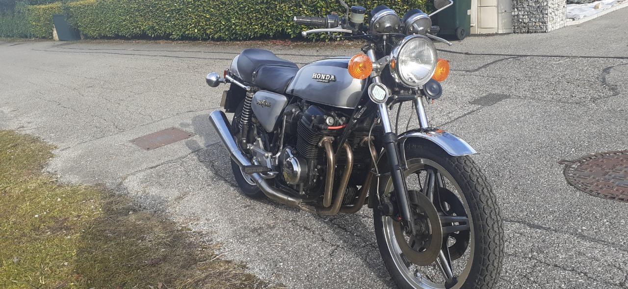 HONDA CB 750 F2 - 1977 LesAnciennes.com
