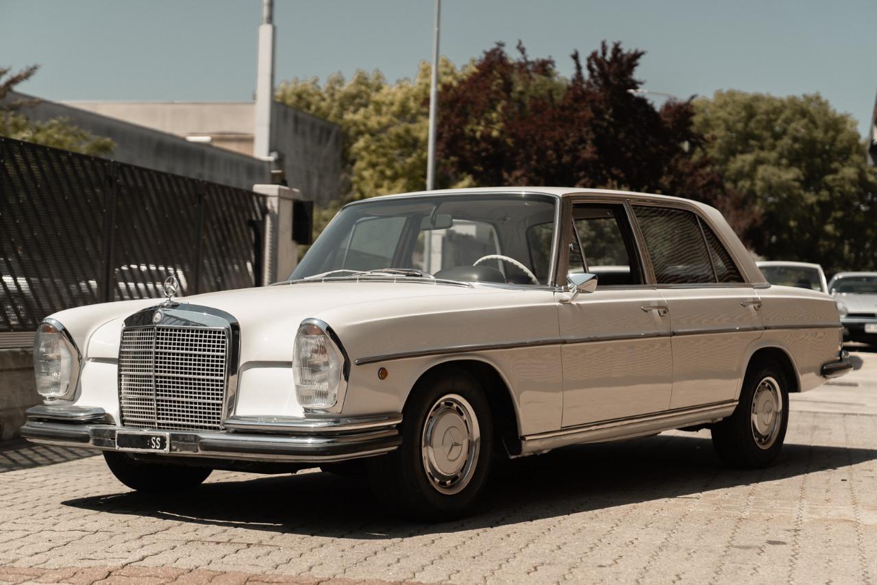 MERCEDES 300 SEL 3.5 - 1971 LesAnciennes.com