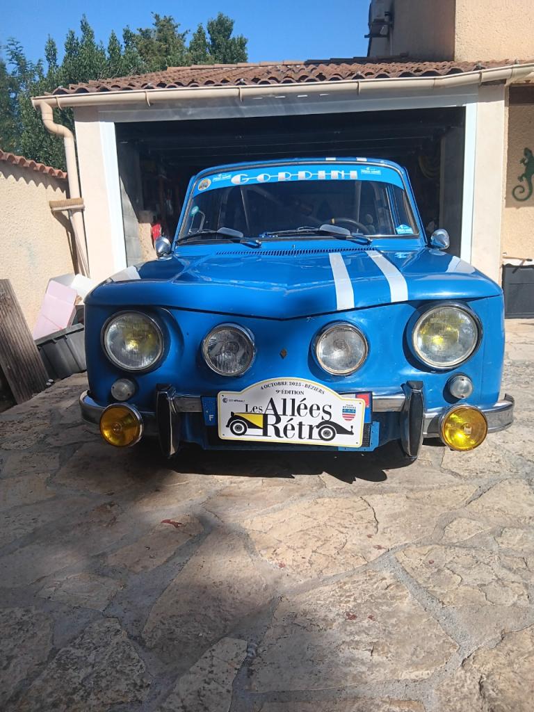 RENAULT 8 (R8) - 1966 LesAnciennes.com