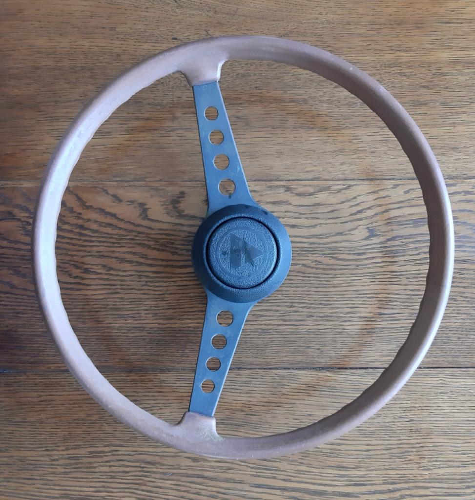 Volant AUTOBIANCHI A112 A112 et A112E LesAnciennes.com