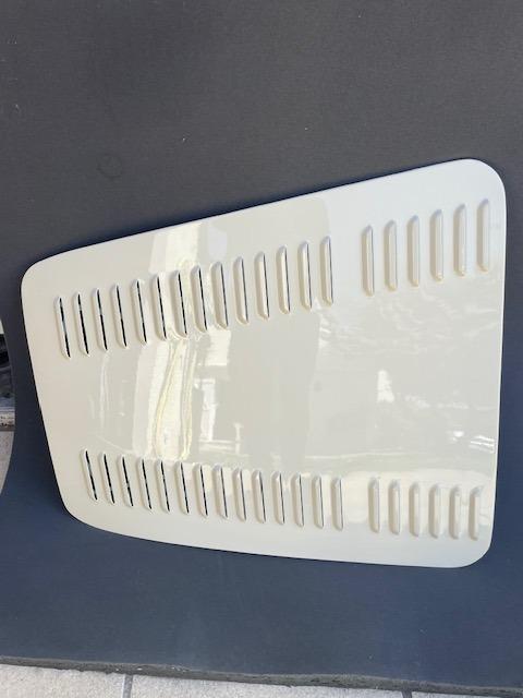 AUSTIN HEALEY 100 BN2 - 1955 LesAnciennes.com