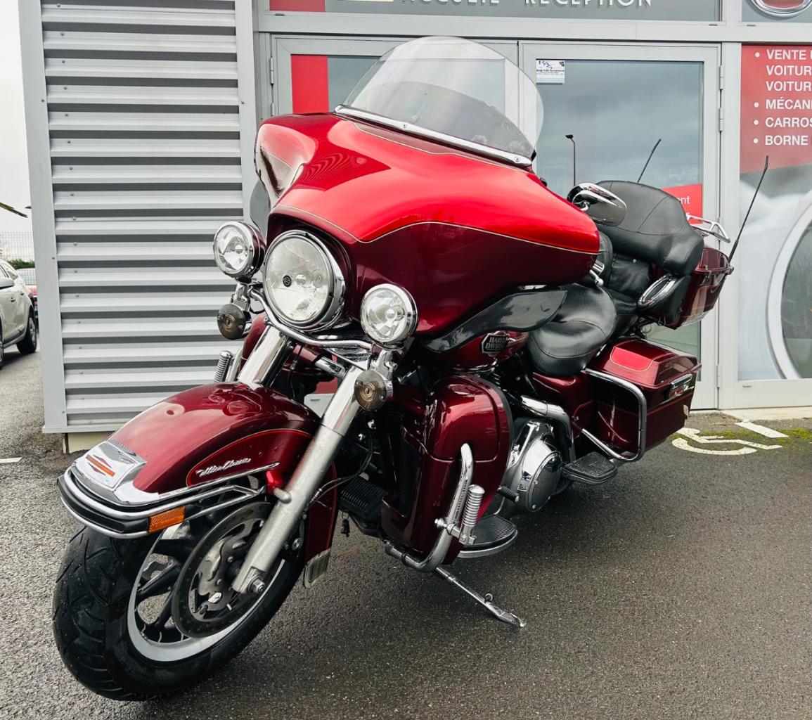HARLEY DAVIDSON Electra Glide Ultra Classic LesAnciennes.com