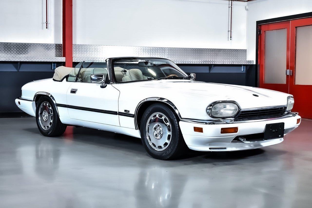 1996 Jaguar XJS Convertible 4,0L I6 LesAnciennes.com