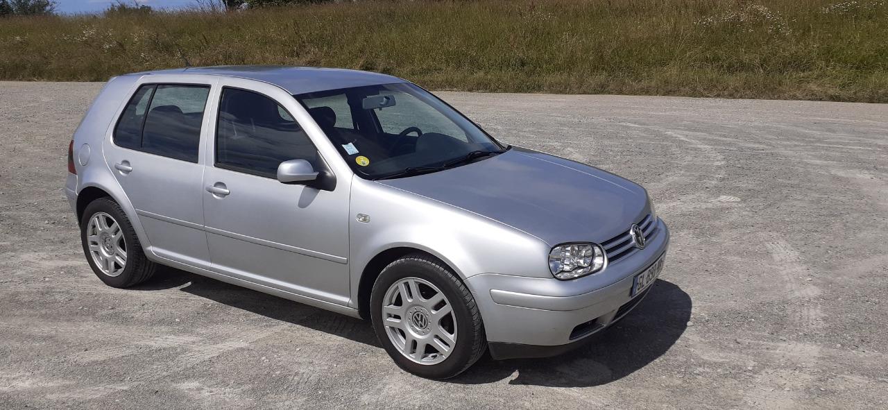 VOLKSWAGEN Golf Mark 4 - 2002 LesAnciennes.com