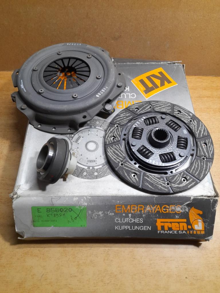 Kit Embrayage Fiat 131 Mirafiori LesAnciennes.com