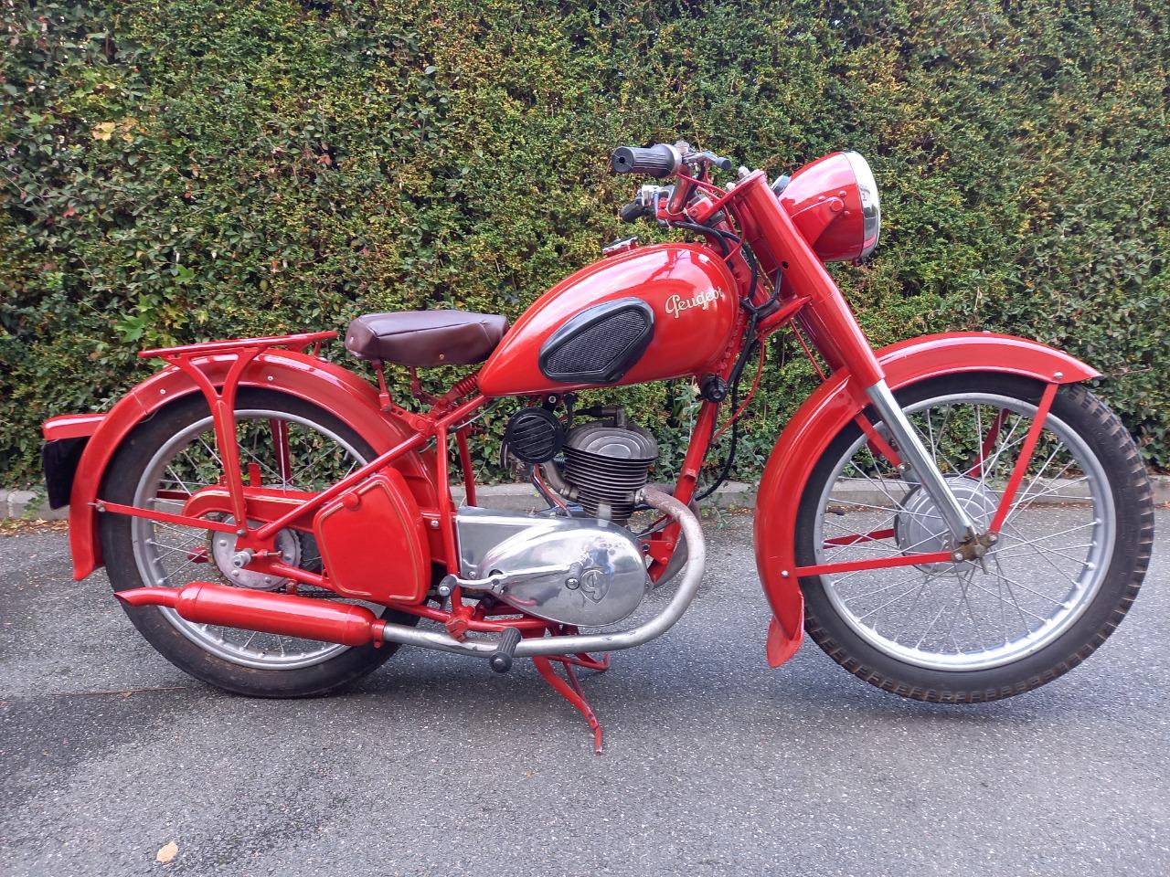 PEUGEOT 156 - 1950 LesAnciennes.com