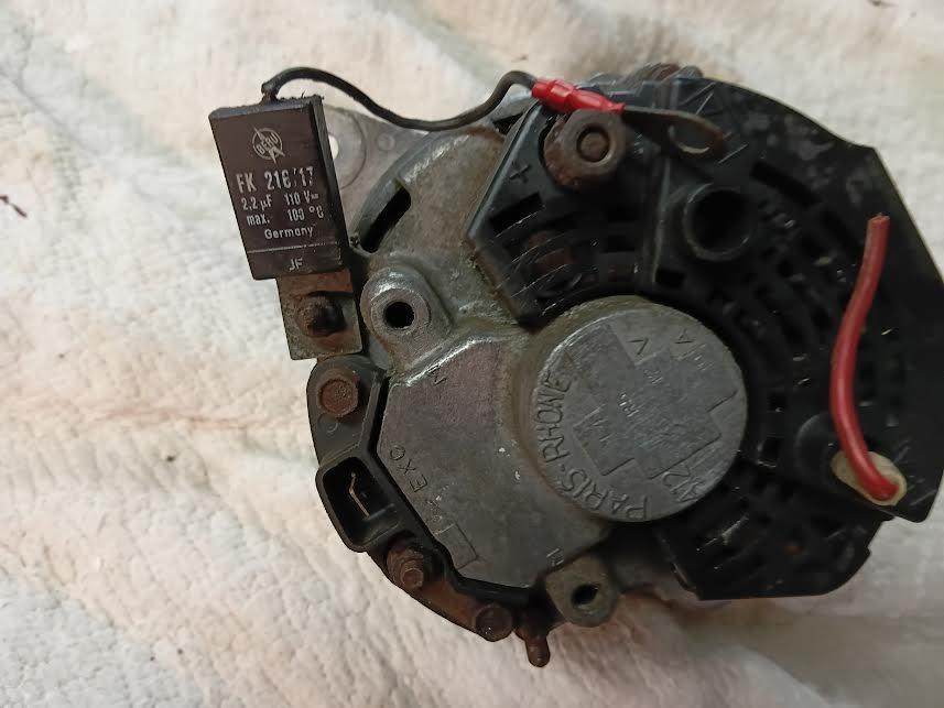 ALTERNATEUR SIMCA 1301 speciale LesAnciennes.com